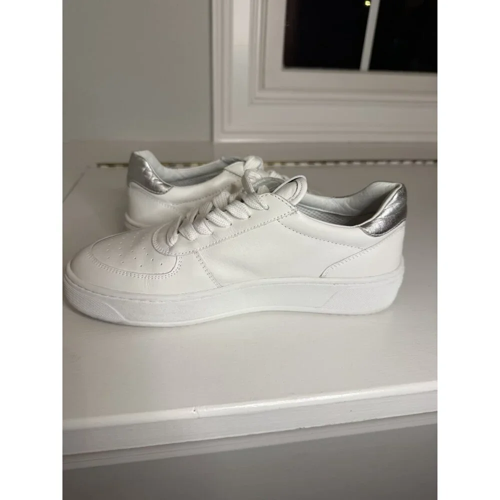 Stuart Weitzman stuart weitzman